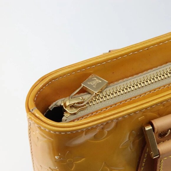 LOUIS VUITTON Monogram Vernis Houston Hand Bag Beige - Picture 9 of 15